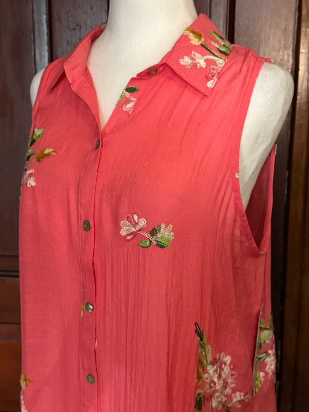 NWT Figeroa & Flower Sleeveless Embroidered Floral Tunic Top Size Large